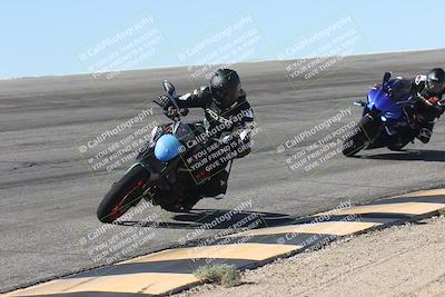 media/Oct-13-2025-Moto Forza (Mon) [[a66d839500]]/4-C Group/Session 2 (Bowl)/